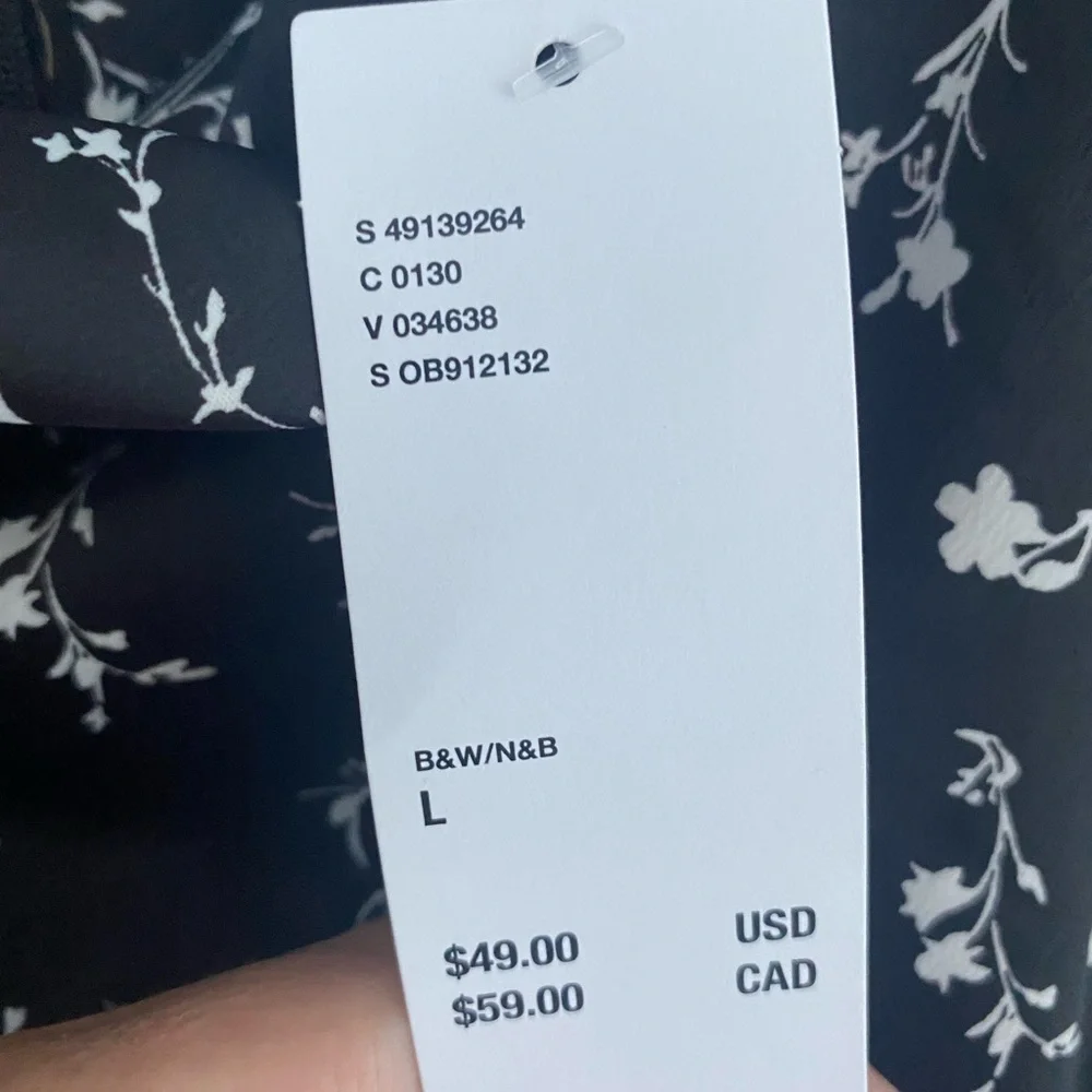 Uo Mallory Cowl Neck Slip Dress in Black WITH WHITE FLOWERS,Urban Outfitters - Picture 2 of 9